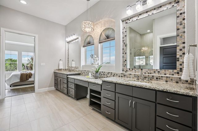 109 Charmstone LN, Georgetown, TX 78628