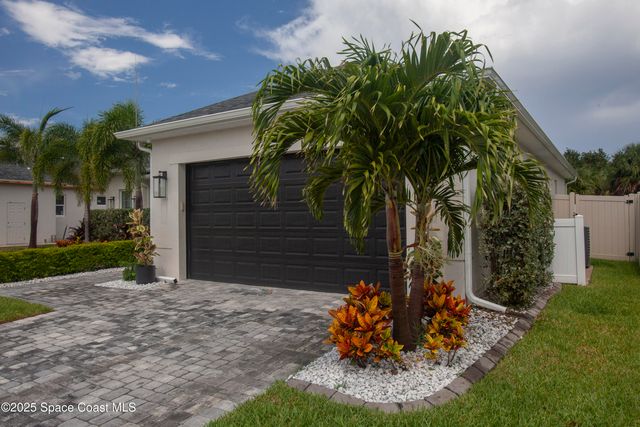 4305 Negal Circle, Melbourne, FL 32901