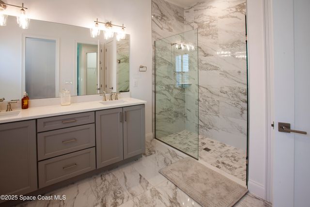 4305 Negal Circle, Melbourne, FL 32901