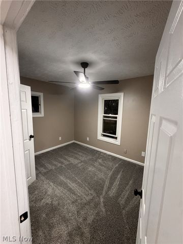 747 W River Road N, Elyria, OH 44035