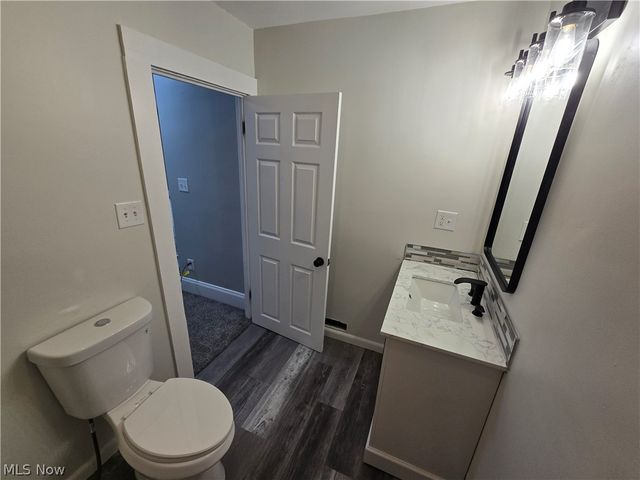 747 W River Road N, Elyria, OH 44035