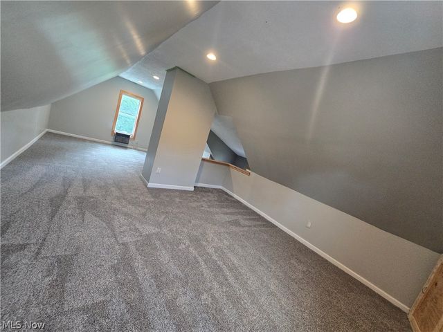 747 W River Road N, Elyria, OH 44035