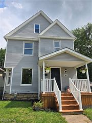 747 W River Road N, Elyria, OH 44035