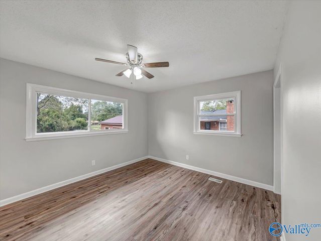 2215 Morningside Drive NW, Huntsville, AL 35810