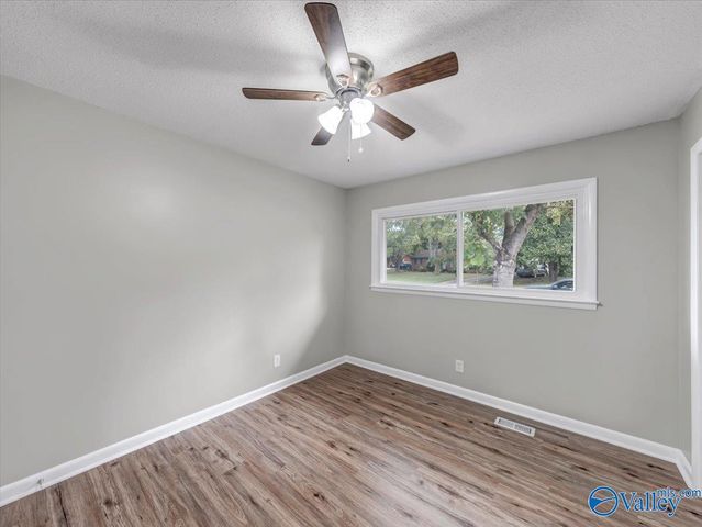 2215 Morningside Drive NW, Huntsville, AL 35810
