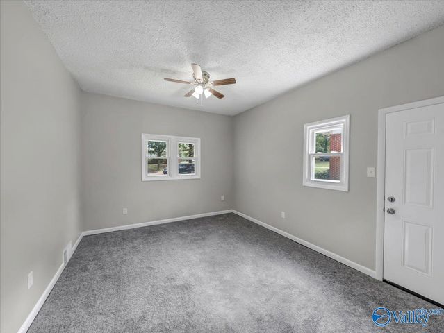2215 Morningside Drive NW, Huntsville, AL 35810
