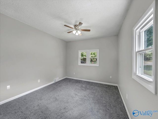 2215 Morningside Drive NW, Huntsville, AL 35810