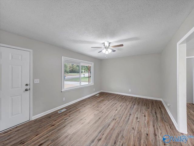 2215 Morningside Drive NW, Huntsville, AL 35810