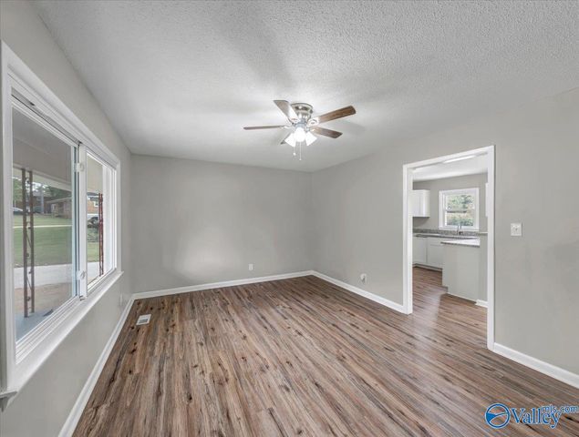 2215 Morningside Drive NW, Huntsville, AL 35810