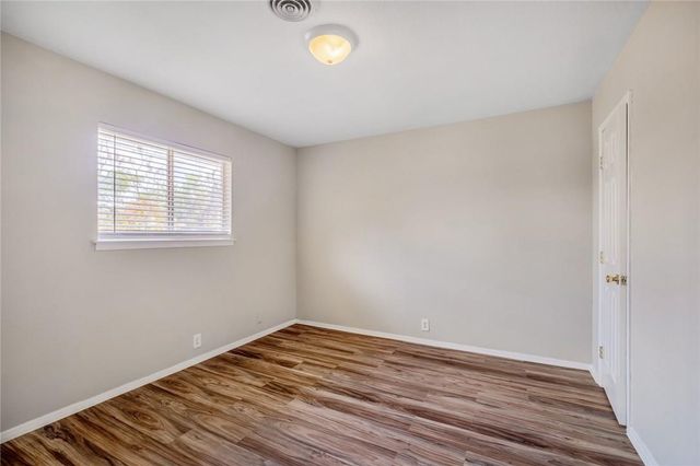 1511 Casey LN, Round Rock, TX 78664
