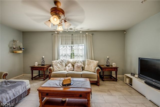 1761 Four Mile Cove PKWY 513, Cape Coral, FL 33990