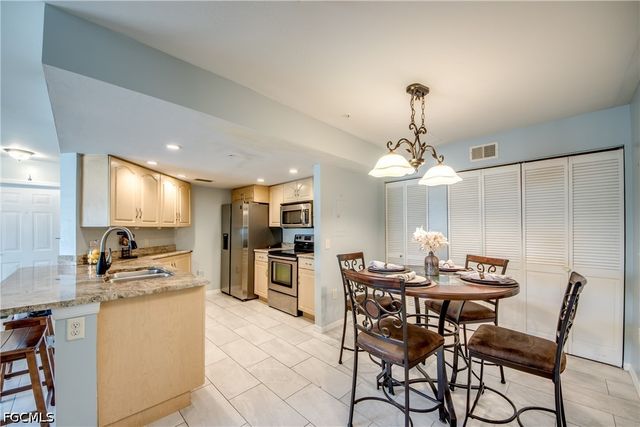 1761 Four Mile Cove PKWY 513, Cape Coral, FL 33990