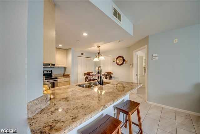 1761 Four Mile Cove PKWY 513, Cape Coral, FL 33990