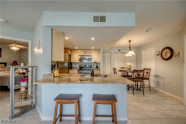 1761 Four Mile Cove PKWY 513, Cape Coral, FL 33990