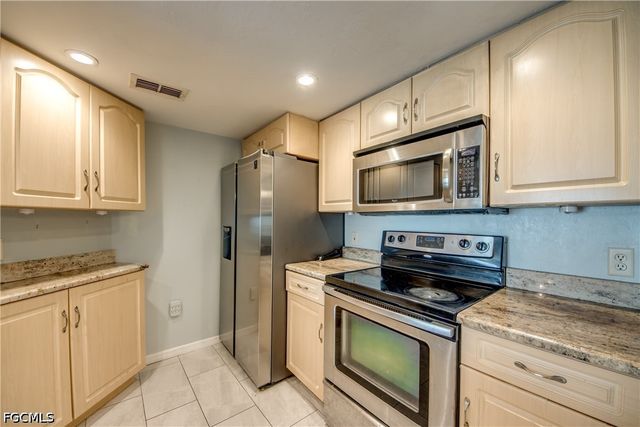 1761 Four Mile Cove PKWY 513, Cape Coral, FL 33990