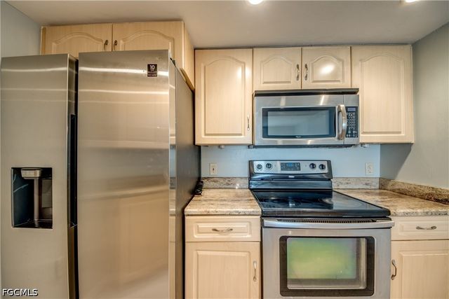1761 Four Mile Cove PKWY 513, Cape Coral, FL 33990