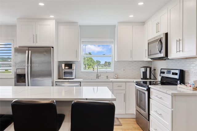 72 Monaco B 72, Delray Beach, FL 33446