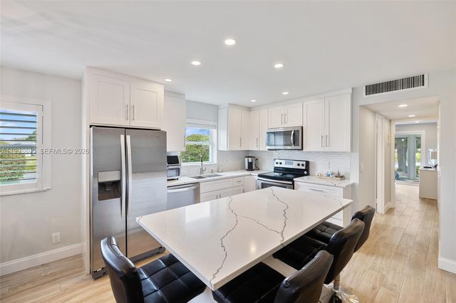 72 Monaco B 72, Delray Beach, FL 33446