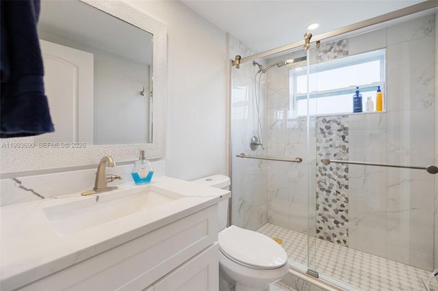 72 Monaco B 72, Delray Beach, FL 33446