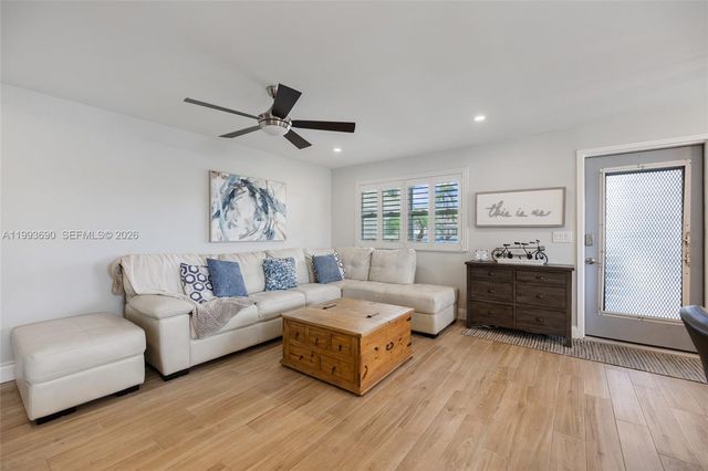 72 Monaco B 72, Delray Beach, FL 33446