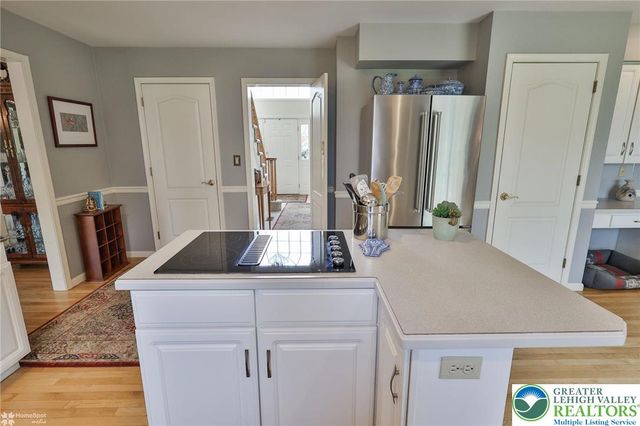 3277 Marchant Drive, Bethlehem City, PA 18017