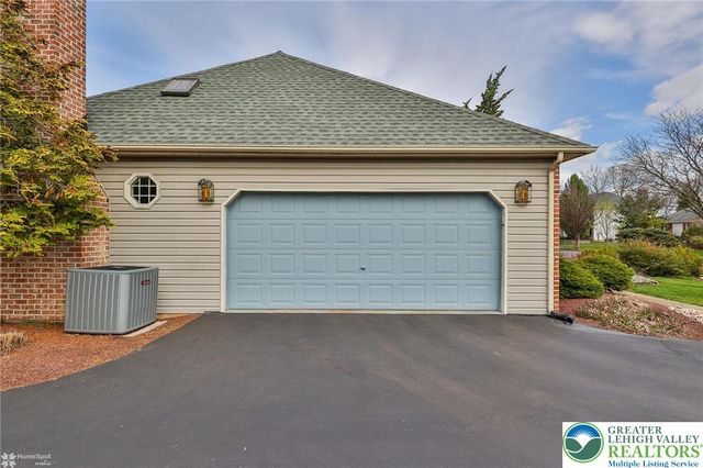 3277 Marchant Drive, Bethlehem City, PA 18017
