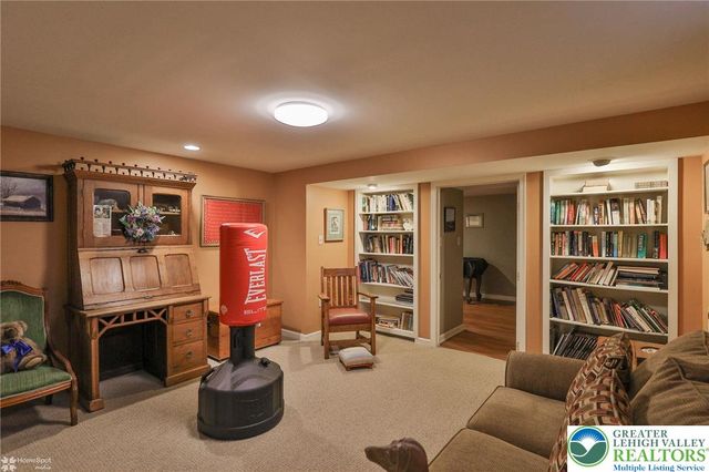 3277 Marchant Drive, Bethlehem City, PA 18017