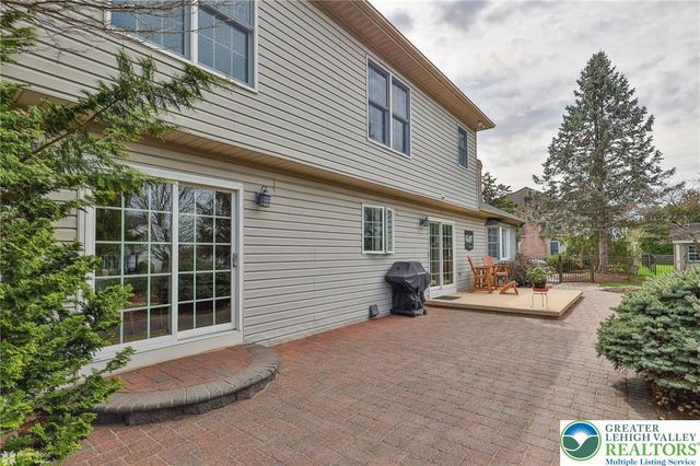 3277 Marchant Drive, Bethlehem City, PA 18017