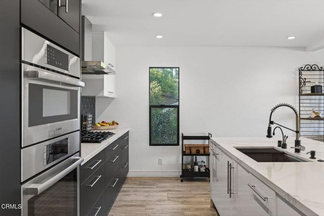 911 Vallecito Drive, Ventura, CA 93001