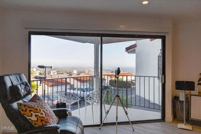 911 Vallecito Drive, Ventura, CA 93001