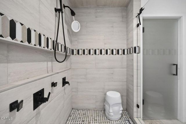 911 Vallecito Drive, Ventura, CA 93001