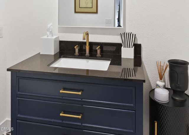 911 Vallecito Drive, Ventura, CA 93001