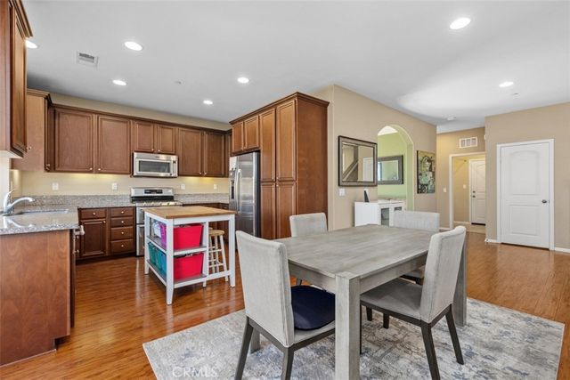 2375 Campbell Place, Escondido, CA 92027