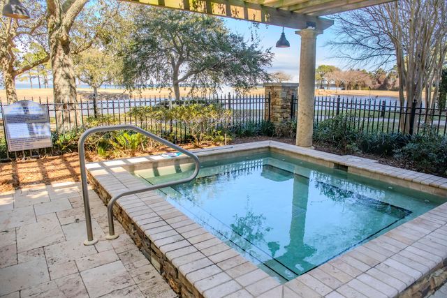 408 Kelly Plantation 410, Destin, FL 32541