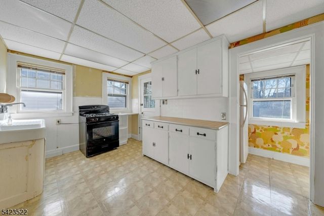 1136 Thornton Ave, Plainfield City, NJ 07060