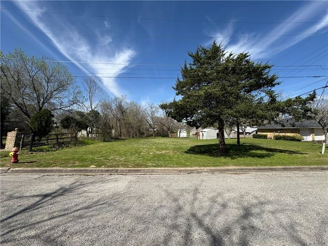 0 N Drumm, Brenham, TX 77833