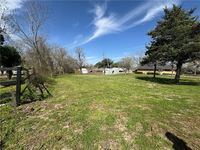 0 N Drumm, Brenham, TX 77833