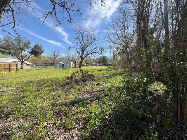 0 N Drumm, Brenham, TX 77833