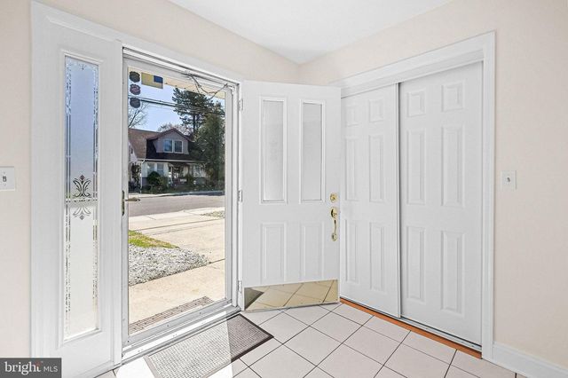 106 CHINGARORA AVE, Keyport, NJ 07735