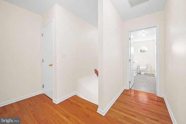 106 CHINGARORA AVE, Keyport, NJ 07735
