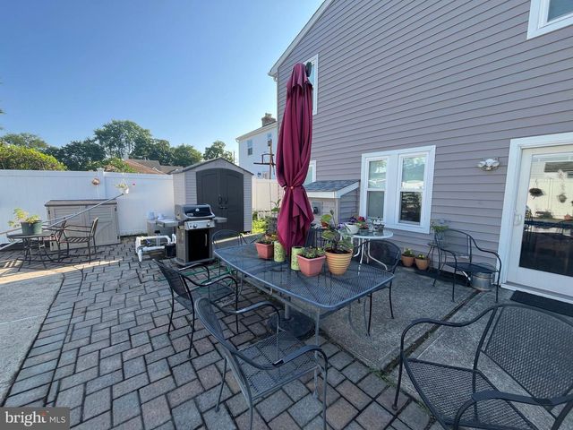 106 CHINGARORA AVE, Keyport, NJ 07735