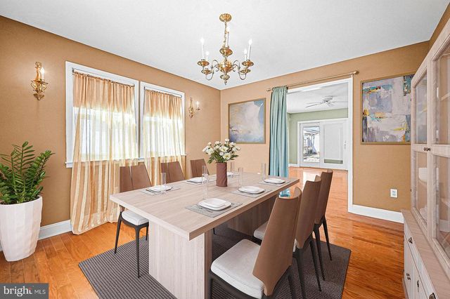 106 CHINGARORA AVE, Keyport, NJ 07735