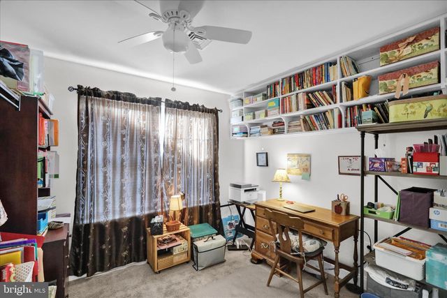 104 GOLDENFIELD DR, Lancaster, PA 17603