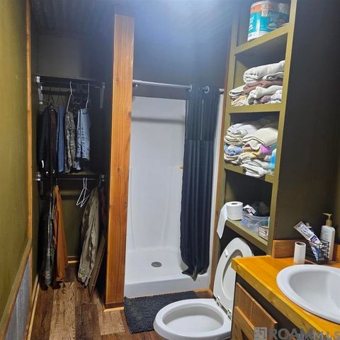 2443 S Madison Rd, Montegut, LA 70377