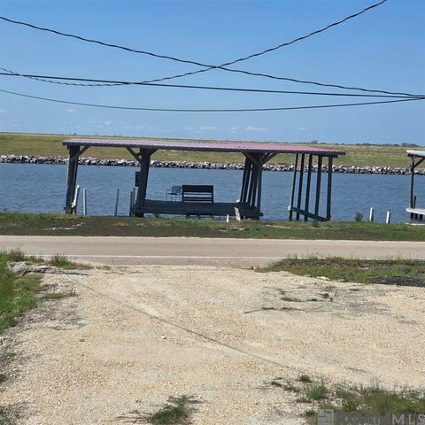 2443 S Madison Rd, Montegut, LA 70377