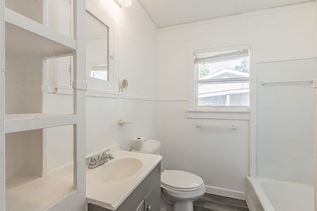 1002 W Sanford Street, Arlington, TX 76012
