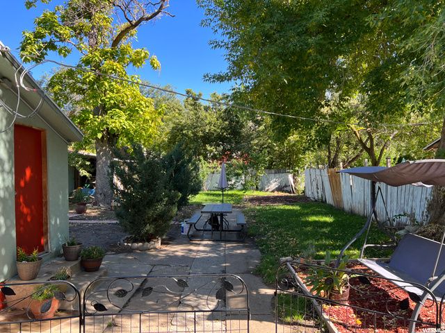 2852 PORTER AVE, Ogden, UT 84403