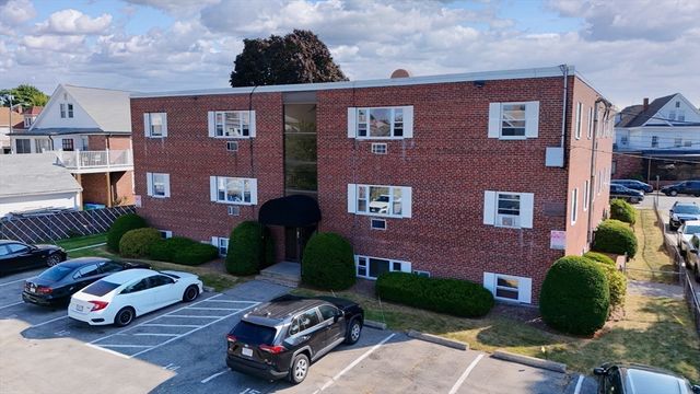 297 Main St 3, Medford, MA 02155