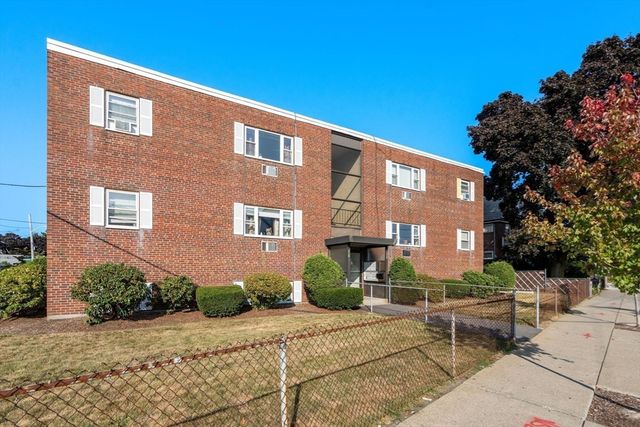 297 Main St 3, Medford, MA 02155