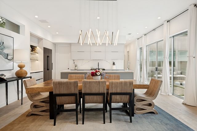 4347 Bonham Street, Dallas, TX 75229